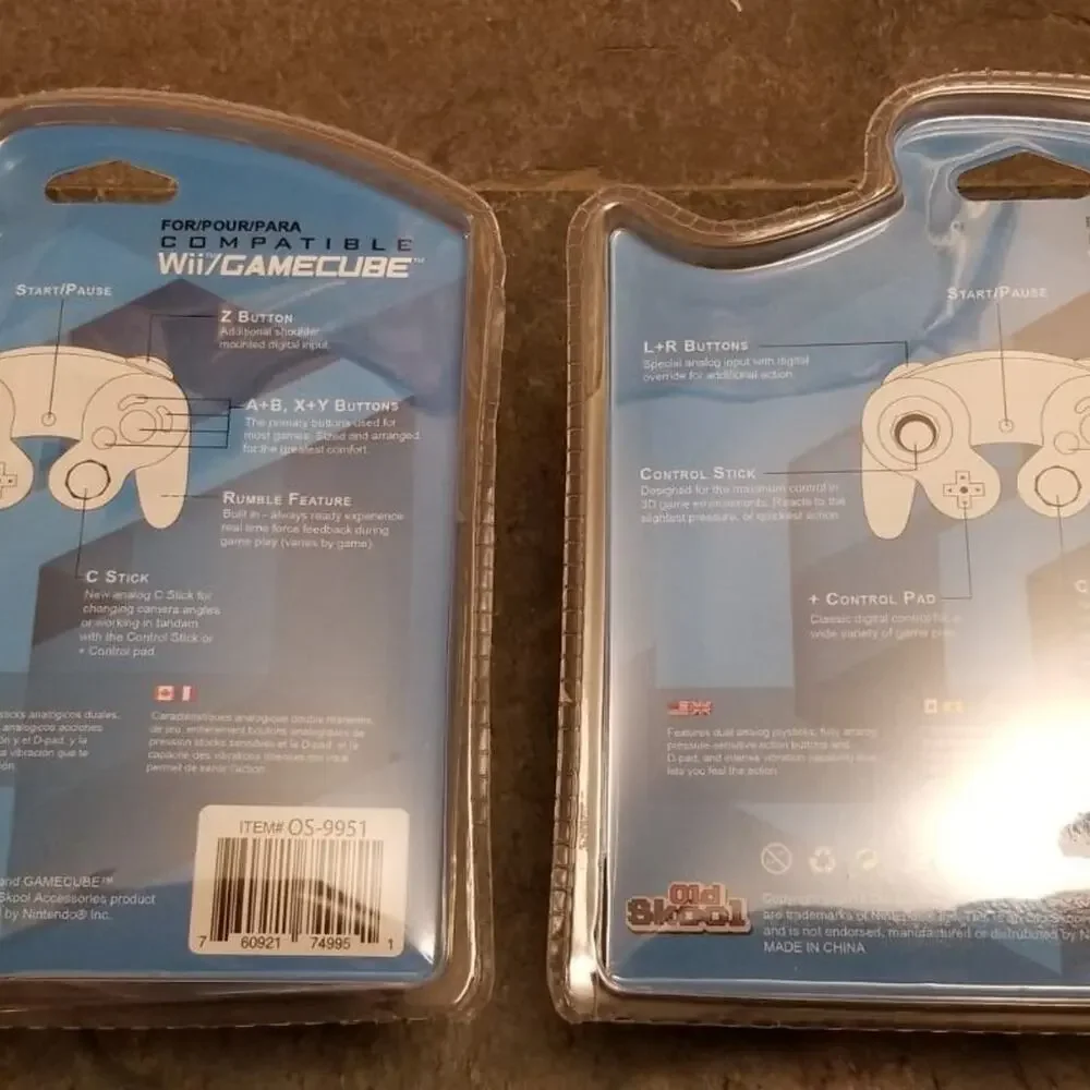 2 Gamecube Controllers - Silver/Platinum (NEW) - Nintendo - Old Skool
